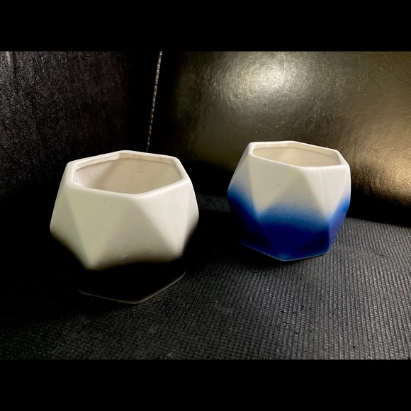 Geometric Colorful Ceramic Mini Planter Pots With Bamboo Saucer Set of 2 - Picture 3 of 6